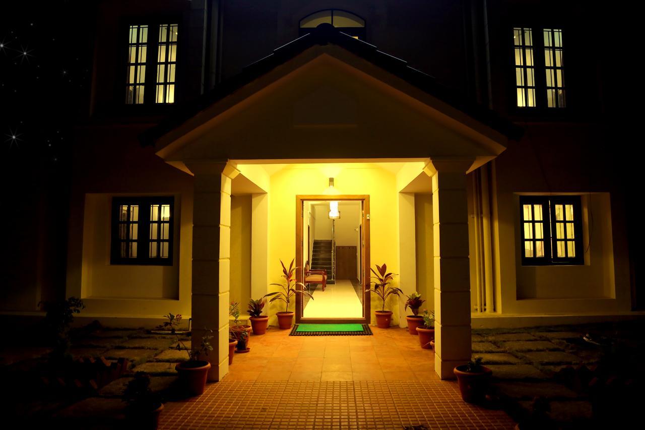 Premier Inn Yercaud Exteriör bild